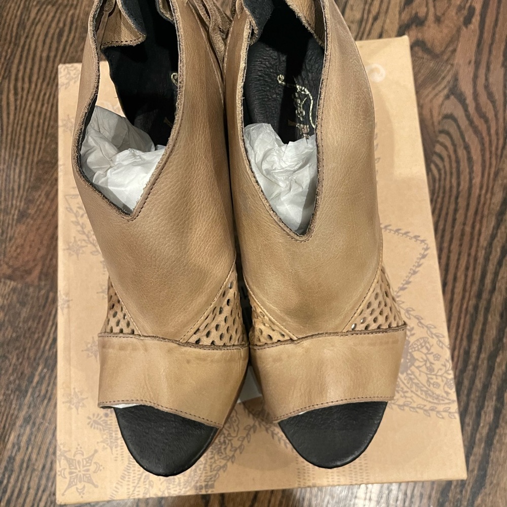 Free People Revolver Clog